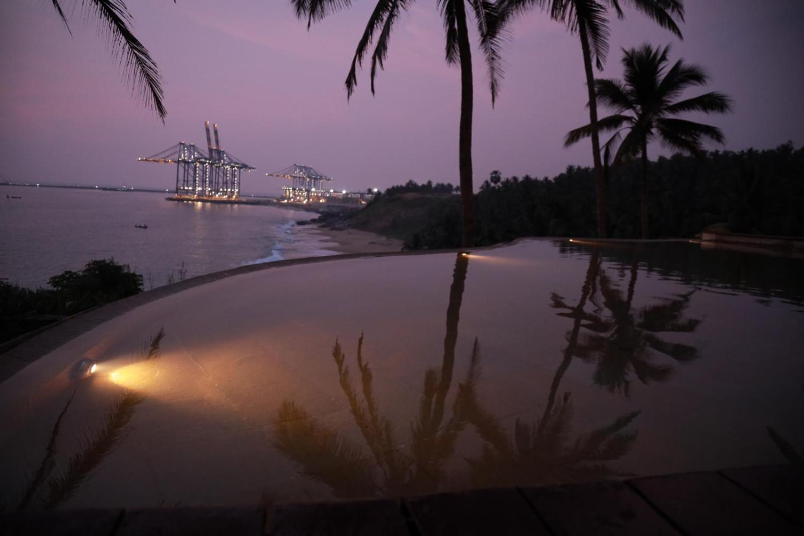Niraamaya Wellness Retreats, Surya Samudra, Kovalam Exterior photo
